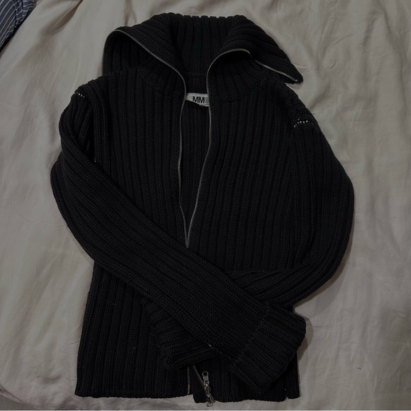 COPY - Ribbed Wool Cardigan - Picture 5 of 8